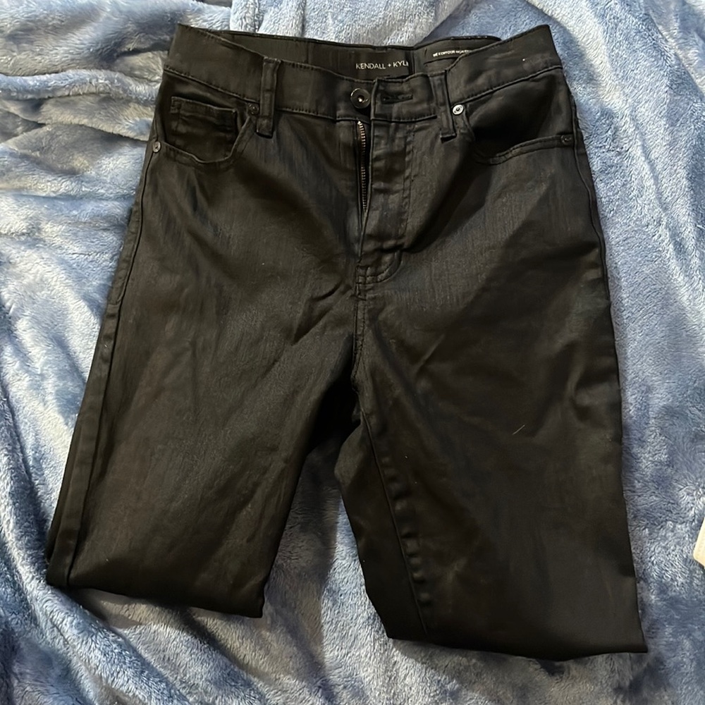 Kendall Kylie jeans